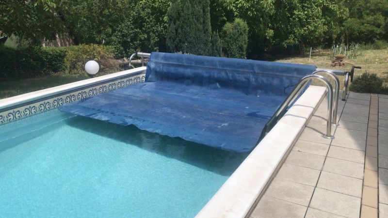 Pool Closing Cover Installation