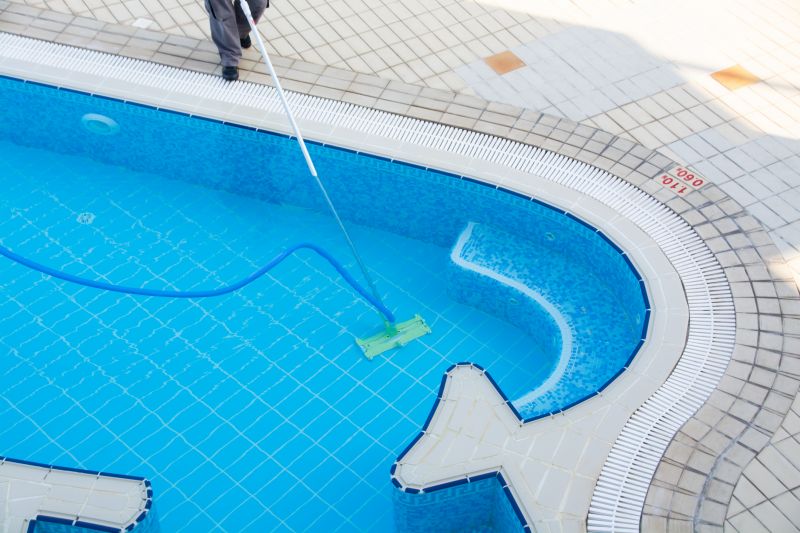 Swimming Pool Cleaning Service
